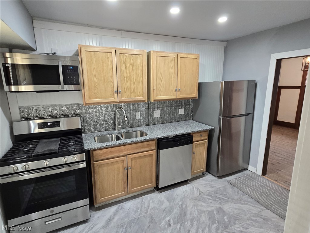 Blue Pond - Residential Income