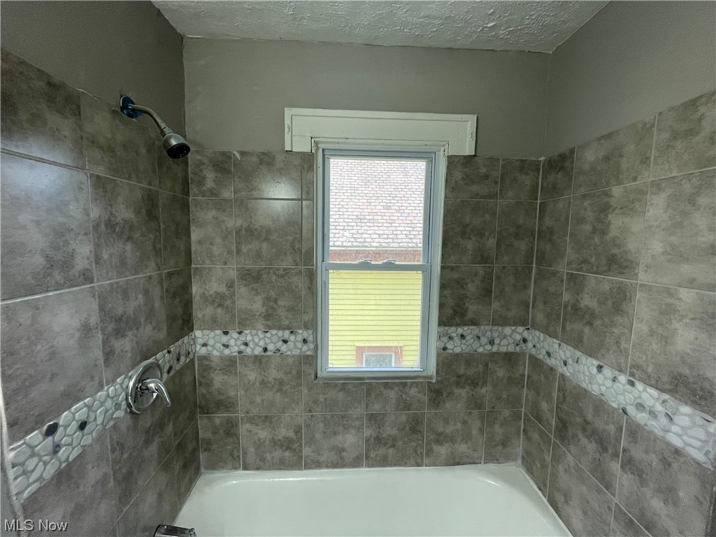 Sanda - Residential Lease
