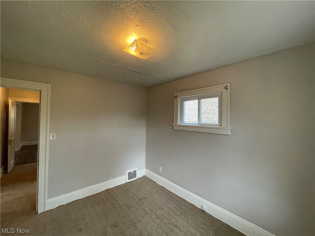 Sanda - Residential Lease