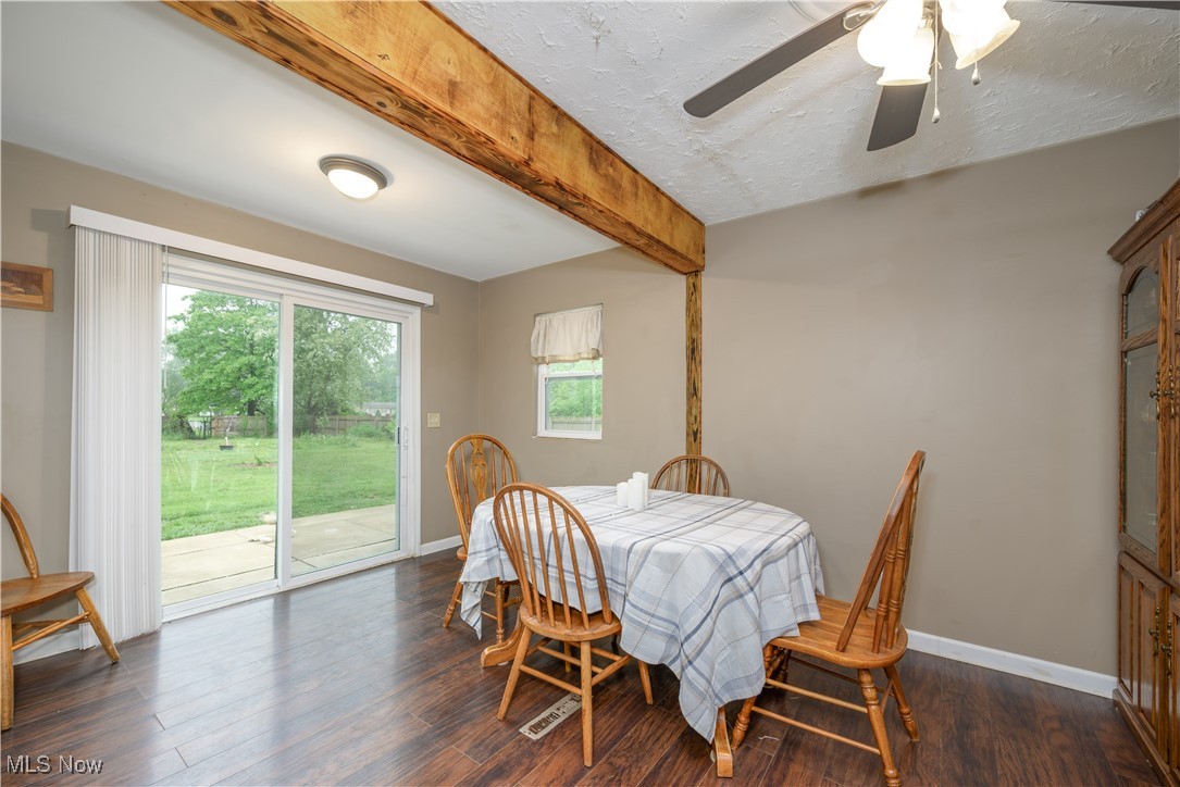 3868 Lor Ron Avenue, Kent, Ohio image 9