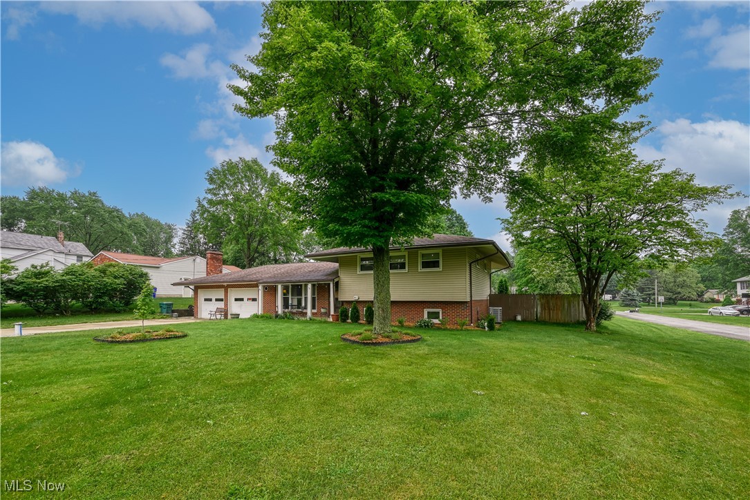 3868 Lor Ron Avenue, Kent, Ohio image 1