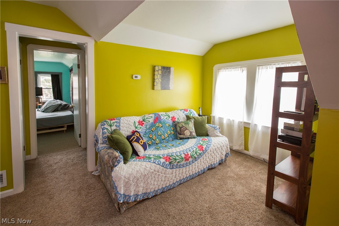 Bayes - Residential Income