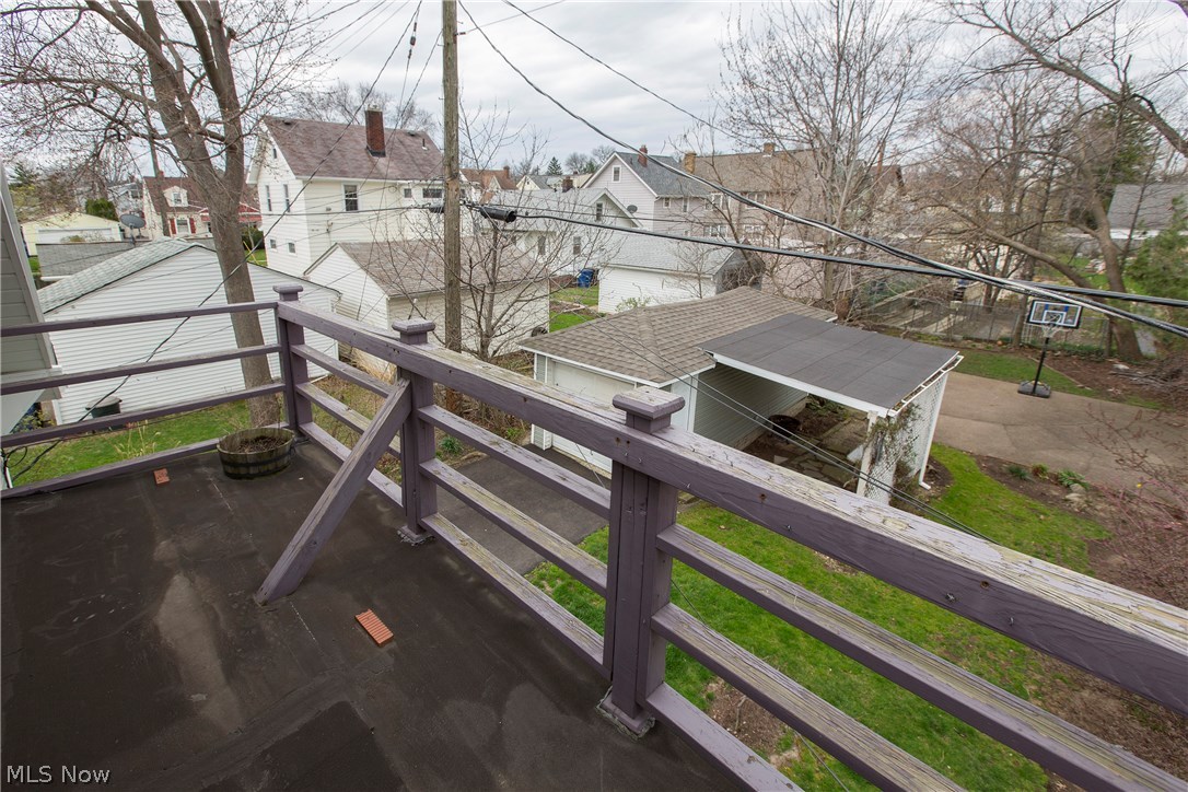 Bayes - Residential Income