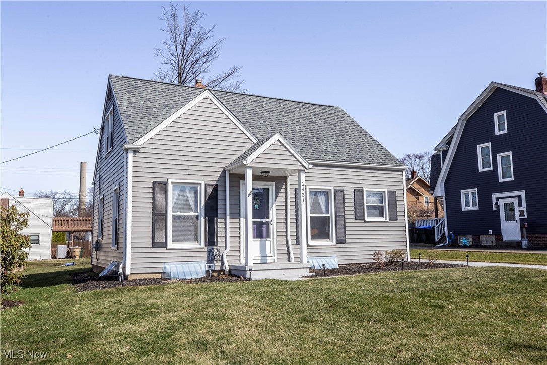 2431 Shaw Avenue, Cuyahoga Falls, Ohio image 2
