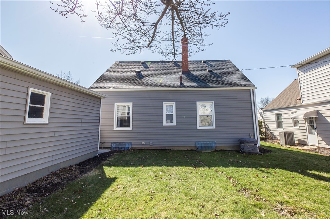 2431 Shaw Avenue, Cuyahoga Falls, Ohio image 35