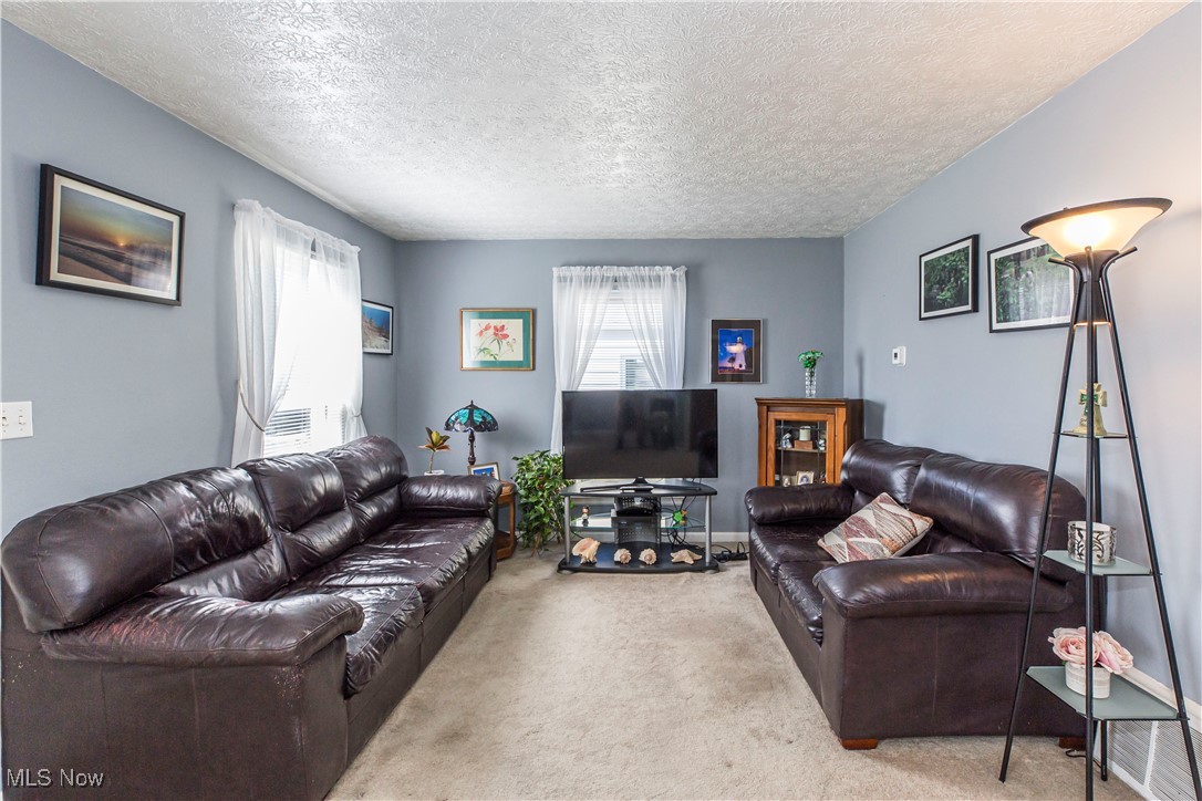 2431 Shaw Avenue, Cuyahoga Falls, Ohio image 5