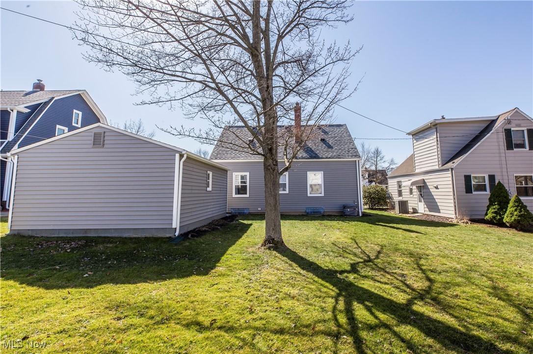 2431 Shaw Avenue, Cuyahoga Falls, Ohio image 36