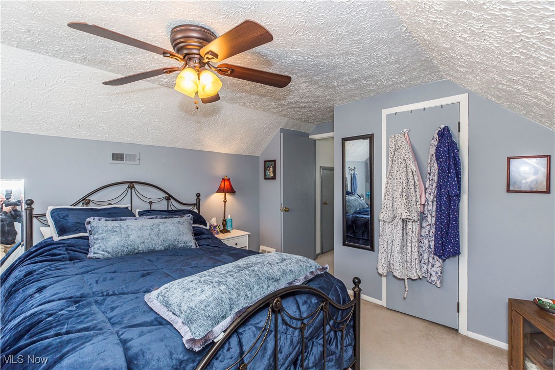 2431 Shaw Avenue, Cuyahoga Falls, Ohio image 24