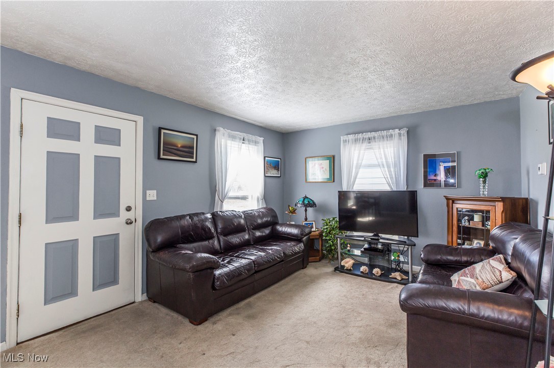 2431 Shaw Avenue, Cuyahoga Falls, Ohio image 6