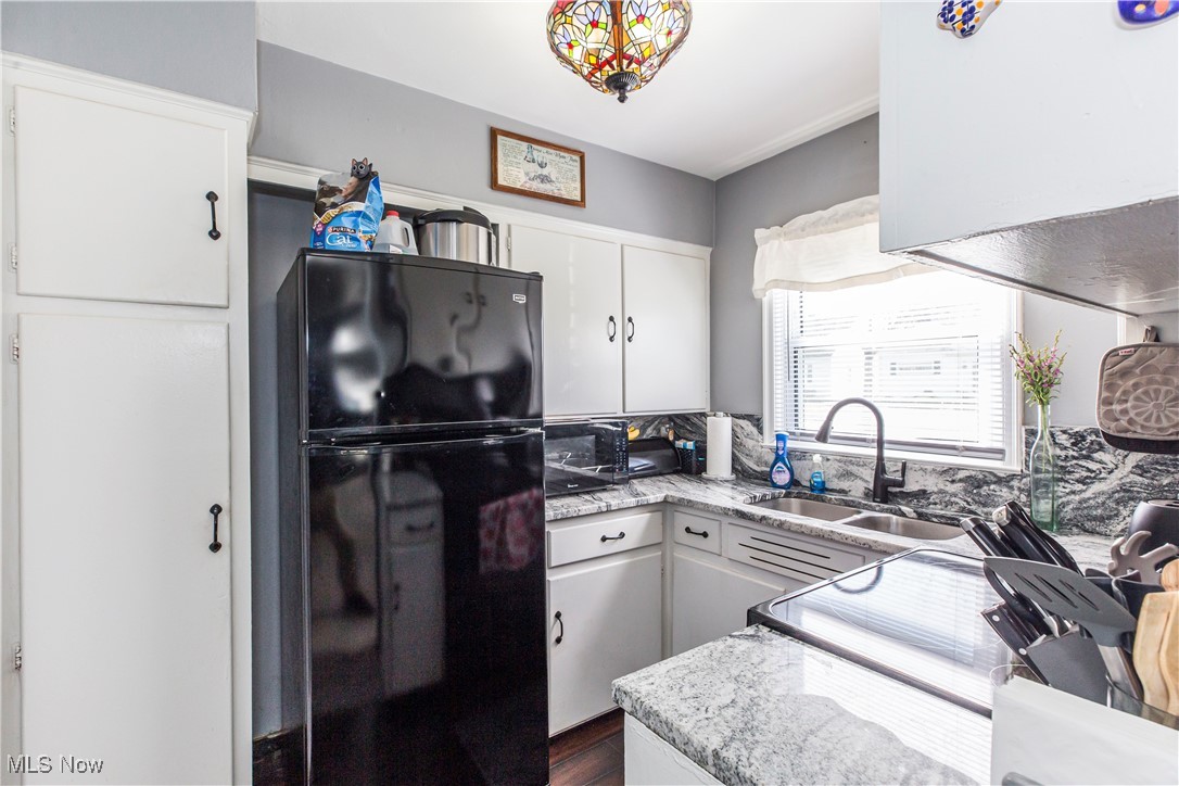 2431 Shaw Avenue, Cuyahoga Falls, Ohio image 11