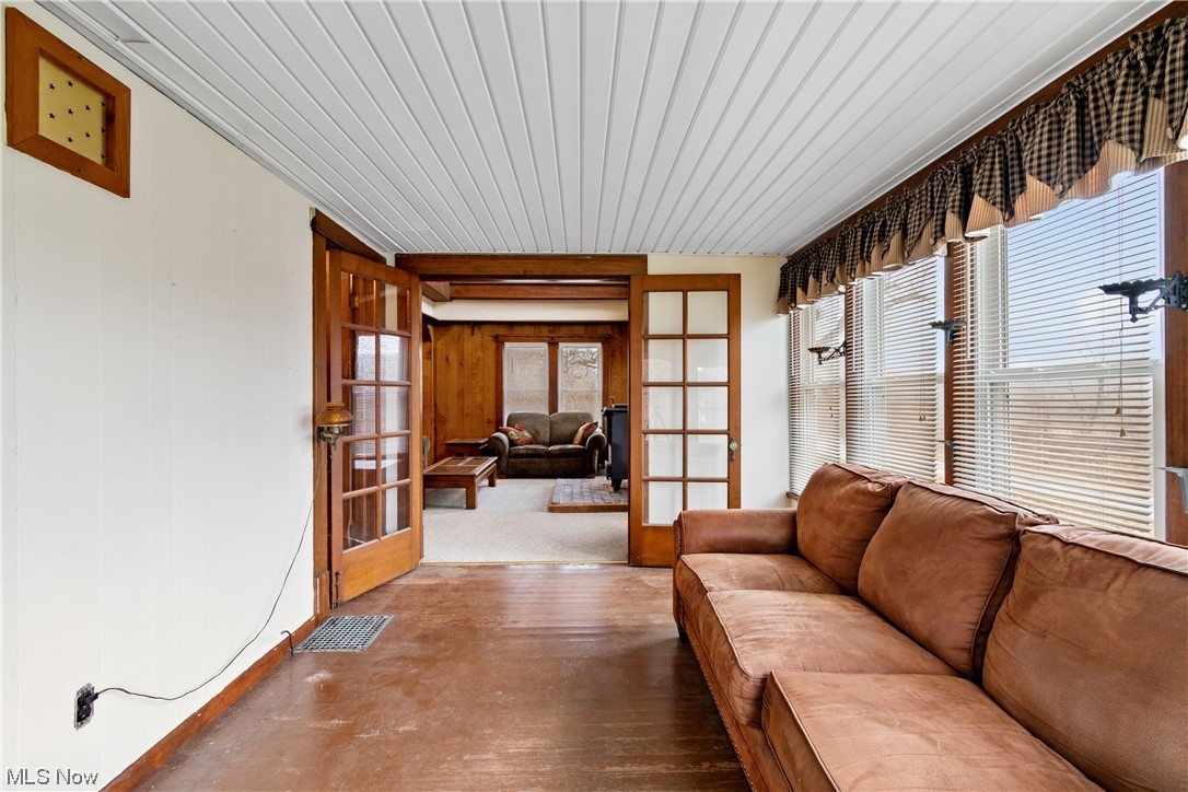 Township/Ruggles - Residential