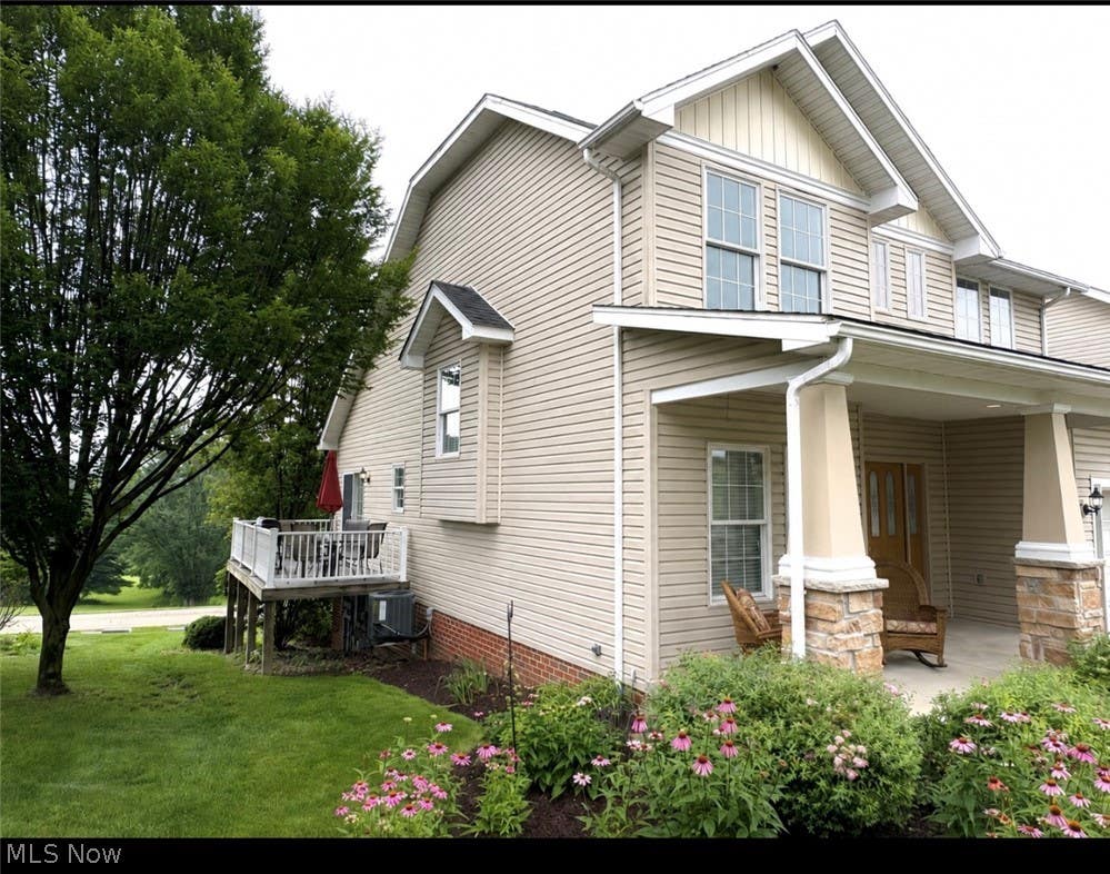 Photo of 68391 West Ridge Rdg, St Clairsville, OH 43950 (MLS # 5220192)