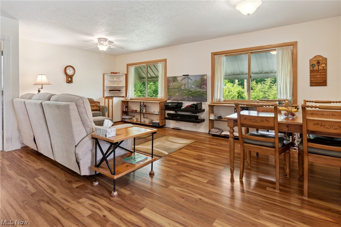 Hollywood Add - Residential