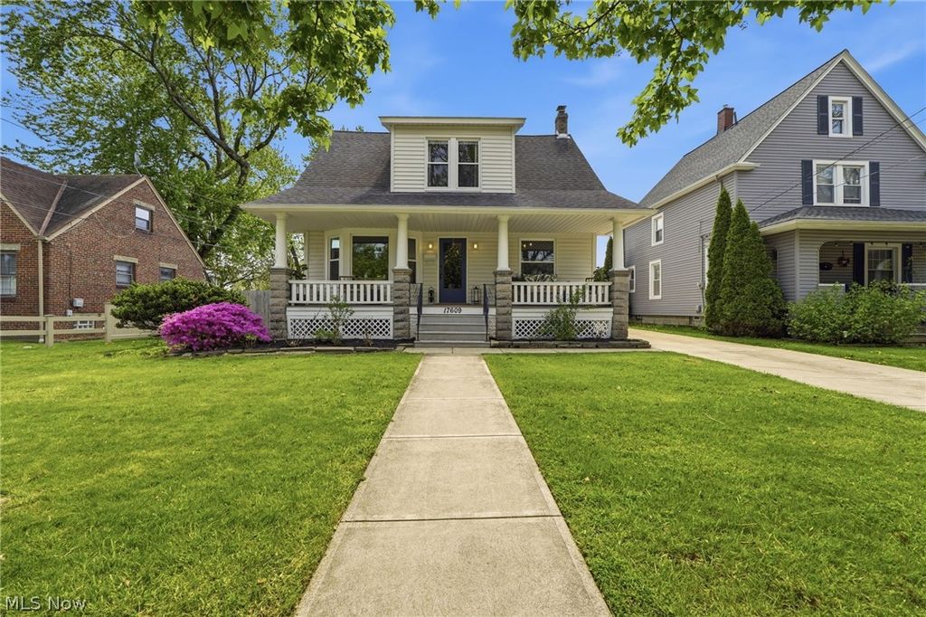 Photo of 17609 Larchwood Avenue, Cleveland, OH 44135 (MLS # 5204471)