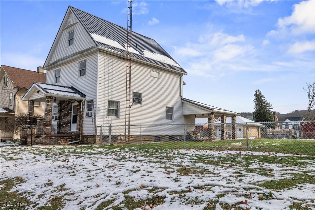 Photo of 440 E Chestnut Street, Lisbon, OH 44432 (MLS # 5177132)