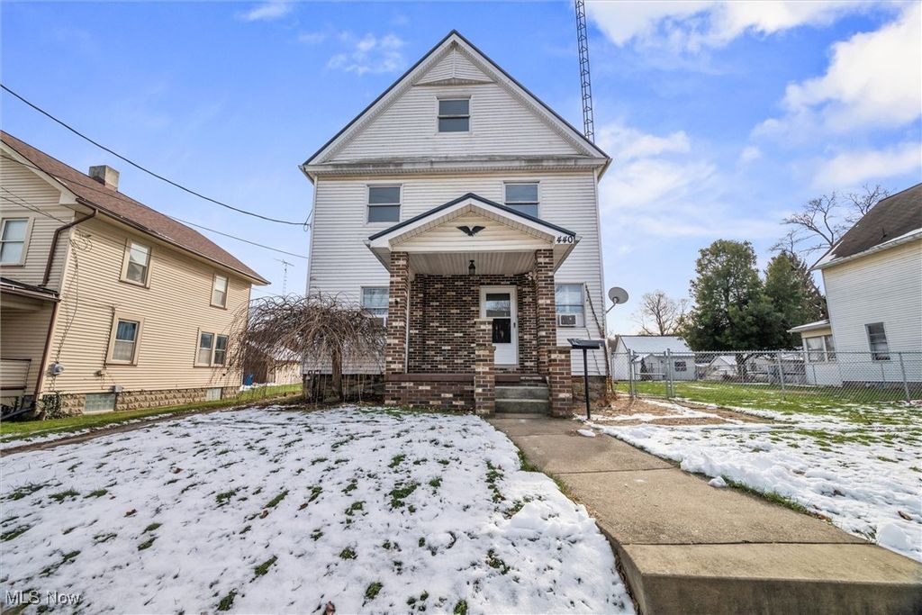 Photo of 440 E Chestnut Street, Lisbon, OH 44432 (MLS # 5177132)