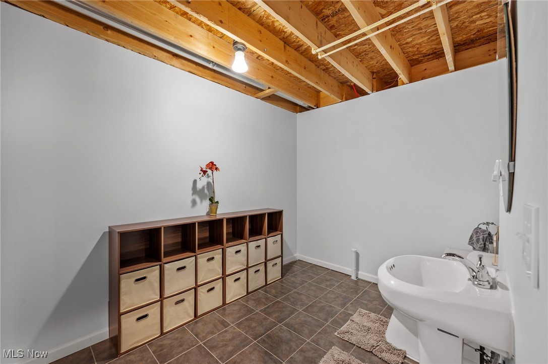 519 Greenfield Lane, Painesville, Ohio image 30