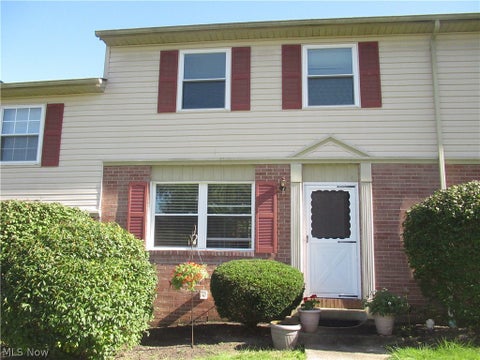 Condo For Sale - 295 Carriage Lane<br/> Canfield, OH 44406