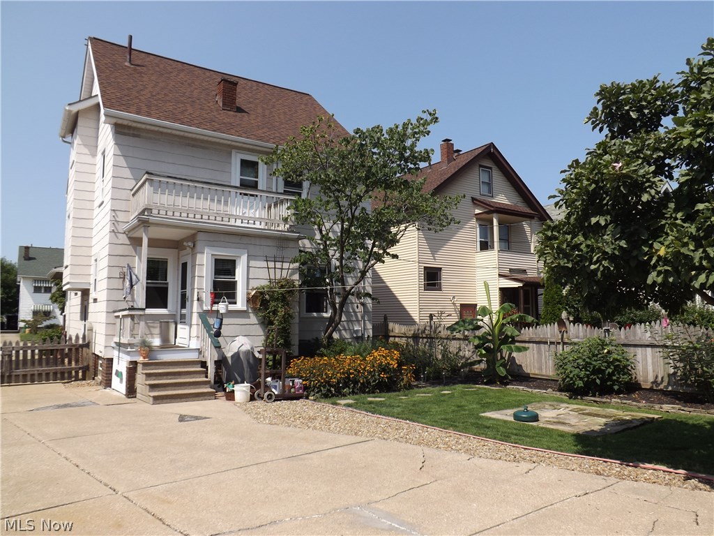 E G Gilberts 01 - Residential