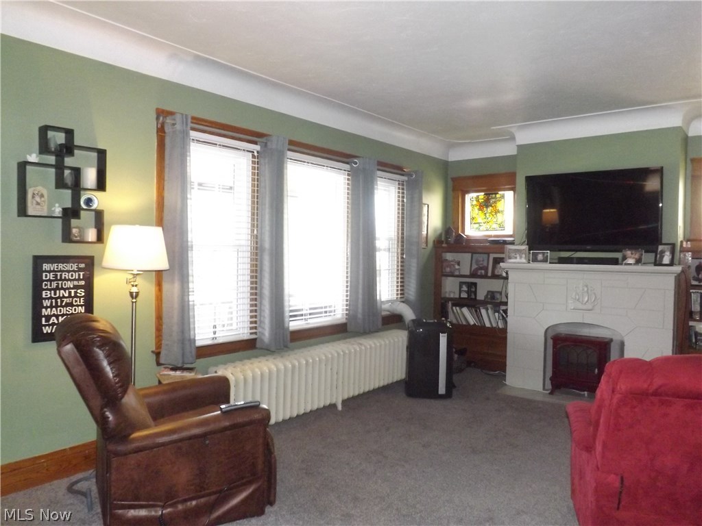 E G Gilberts 01 - Residential