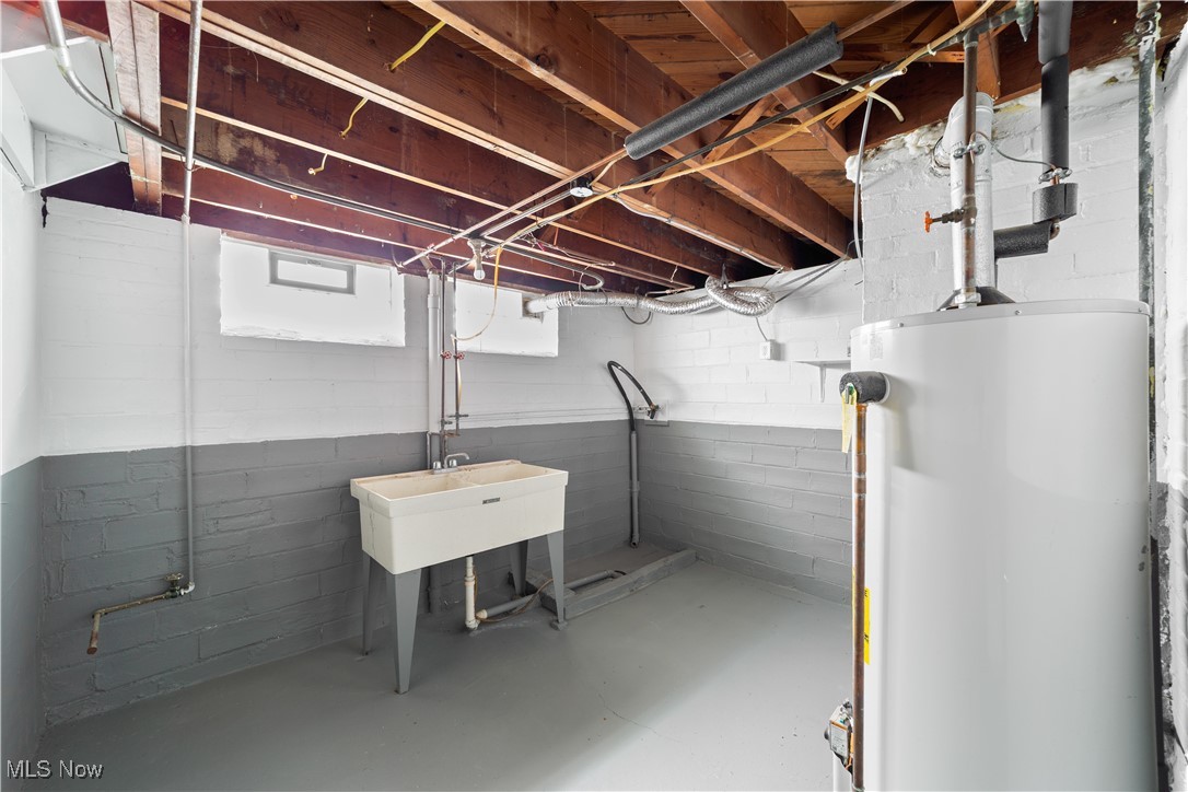 16209 Westdale Avenue, Cleveland, Ohio image 27