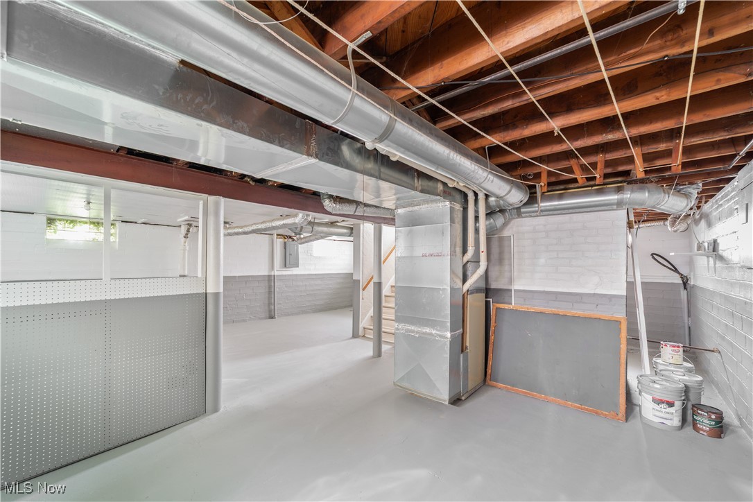 16209 Westdale Avenue, Cleveland, Ohio image 28