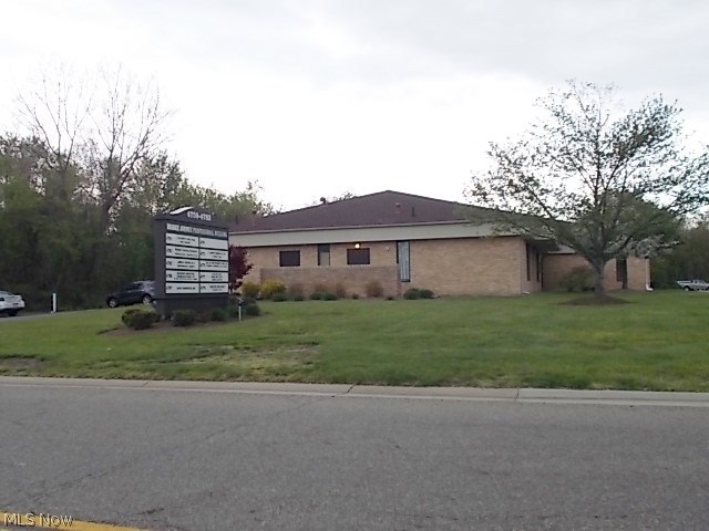 Perfect location on Higbee. A wonderful 3170 Sq foot office condo. All one floor with 3 entrances. Beautiful large reception , large conference room, 4 private offices, lunch room area, private restrooms, very large open center area which could be a large meeting room additional offices, or subdivided for specific use. This would make an excellent medical, dental, or professional office. This wonderful office condo comes completely furnished with high end furnishing or unfurnished to design as your needs require. Excellent condition and wonderfully decorated in a very neutral decor.