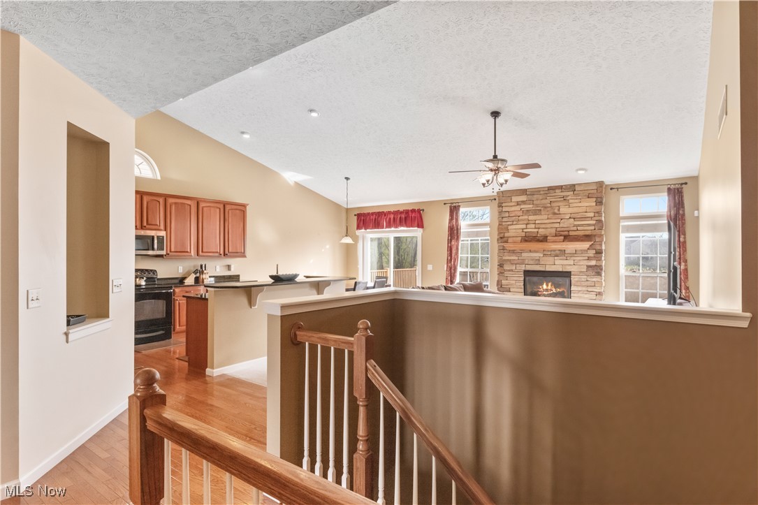 829 Lakeview Court, Kent, Ohio image 17