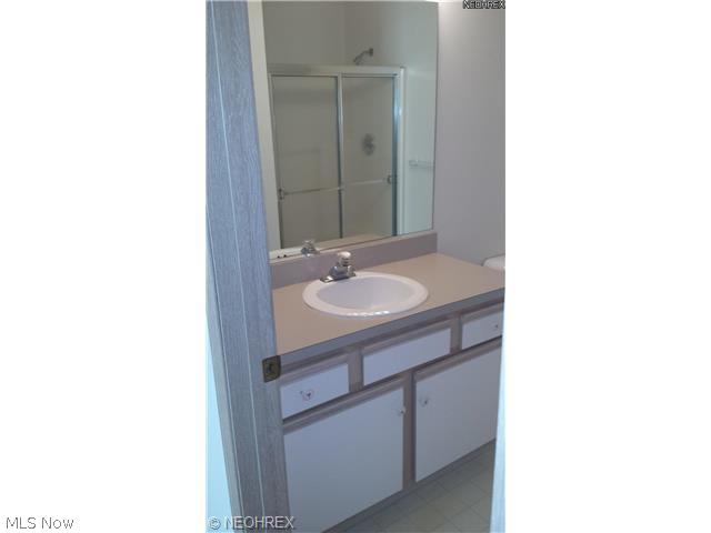 Villas at Presidents Row - Residential