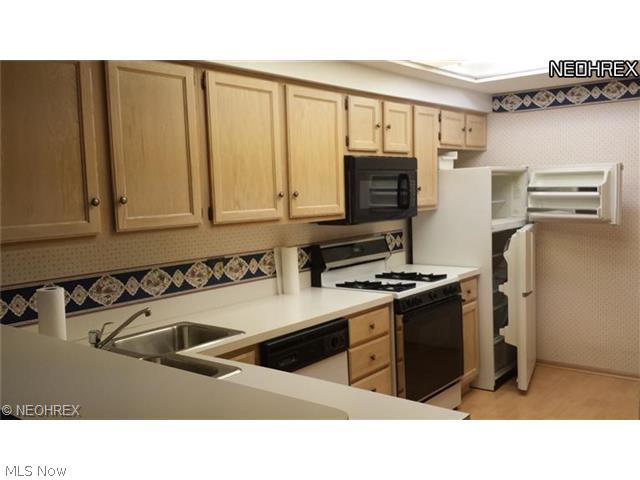 Villas at Presidents Row - Residential