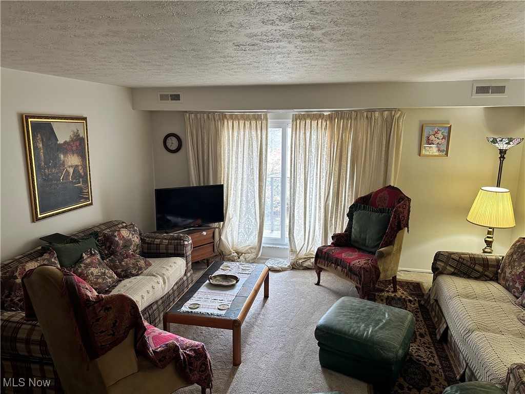 3675 Clague Road #401, North Olmsted, Ohio image 7