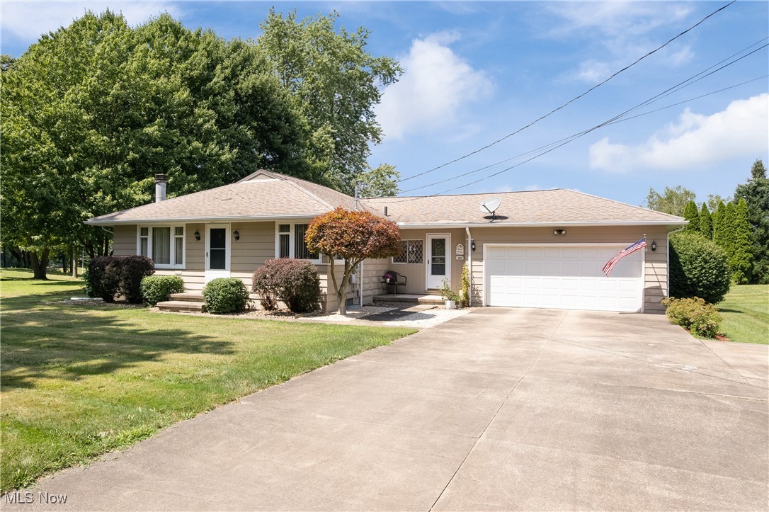 Your Peaceful Retreat Awaits – Well-Maintained Ranch on a Private Dead-End Street
Welcome to your very own tranquil escape, where privacy, comfort, and easy living come together. This charming and well-cared-for ranch offers a serene setting on a quiet dead-end street, paired with the convenience of a 2-car attached garage and low-maintenance living.
Step inside from the garage to a warm and inviting family room with sliding glass doors leading to your deck—the perfect spot to relax and enjoy the sights and sounds of nature. The kitchen offers abundant cabinets and counter space, making meal prep a breeze, and flows seamlessly into the dining area.
The spacious living room is bright and welcoming with large windows that fill the space with natural light, complemented by a beautiful fireplace that makes the room feel instantly cozy. The main floor offers three bedrooms and a full bathroom for comfortable, one-level living.
The lower level provides endless possibilities, with a large recreation room, a dedicated workshop, and even a potential home office.
Outside is where this property truly shines—you’ll love the peace and privacy of your dead-end street, surrounded by nature and perfect for unwinding after a long day.
Lovingly maintained over the years, this home is move-in ready and waiting for its next chapter. Come see it in person to truly appreciate it—schedule your private showing today!