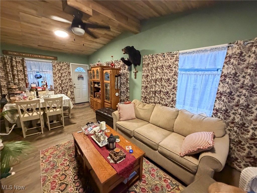 Photo of 2849 Montgomery Avenue NW, Warren, OH 44485 (MLS # 5178550)