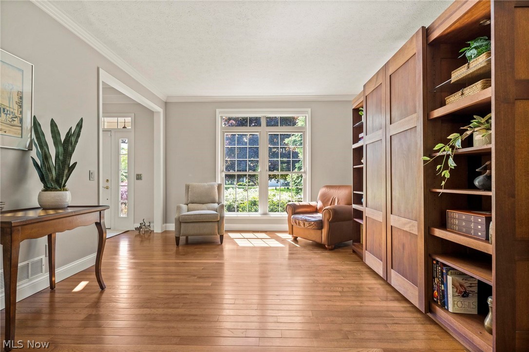 255 Williamsburg Drive