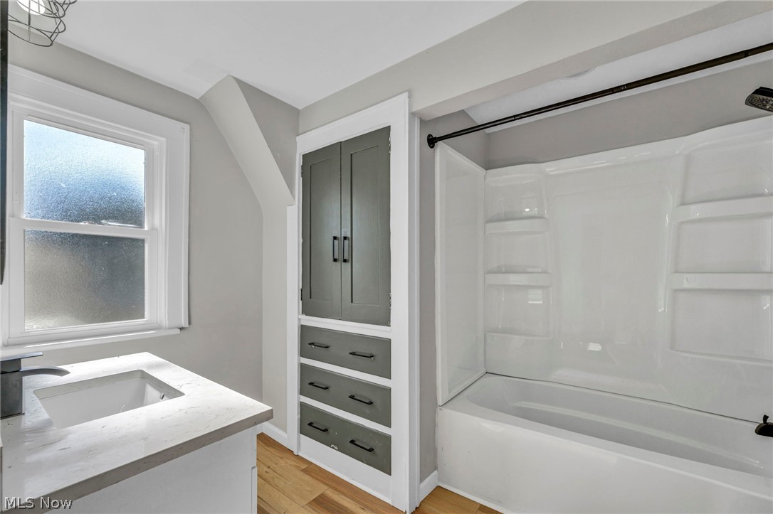 Shoreview 02 - Residential