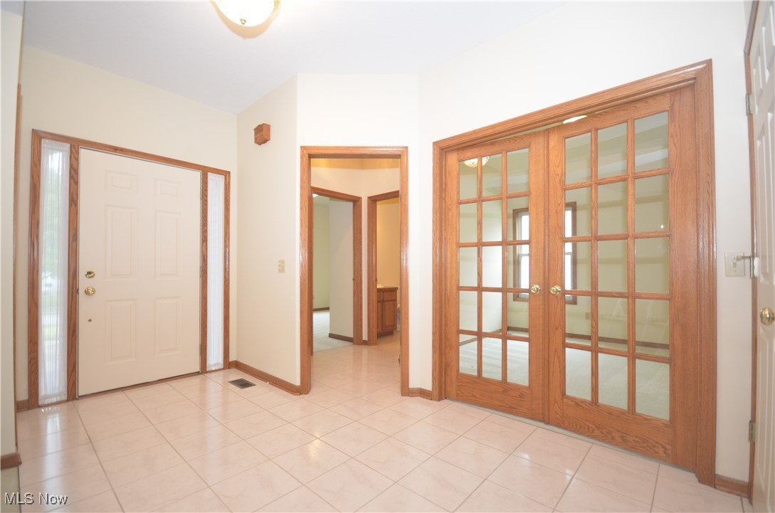 3297 Bath Heights Drive, Cuyahoga Falls, Ohio image 5