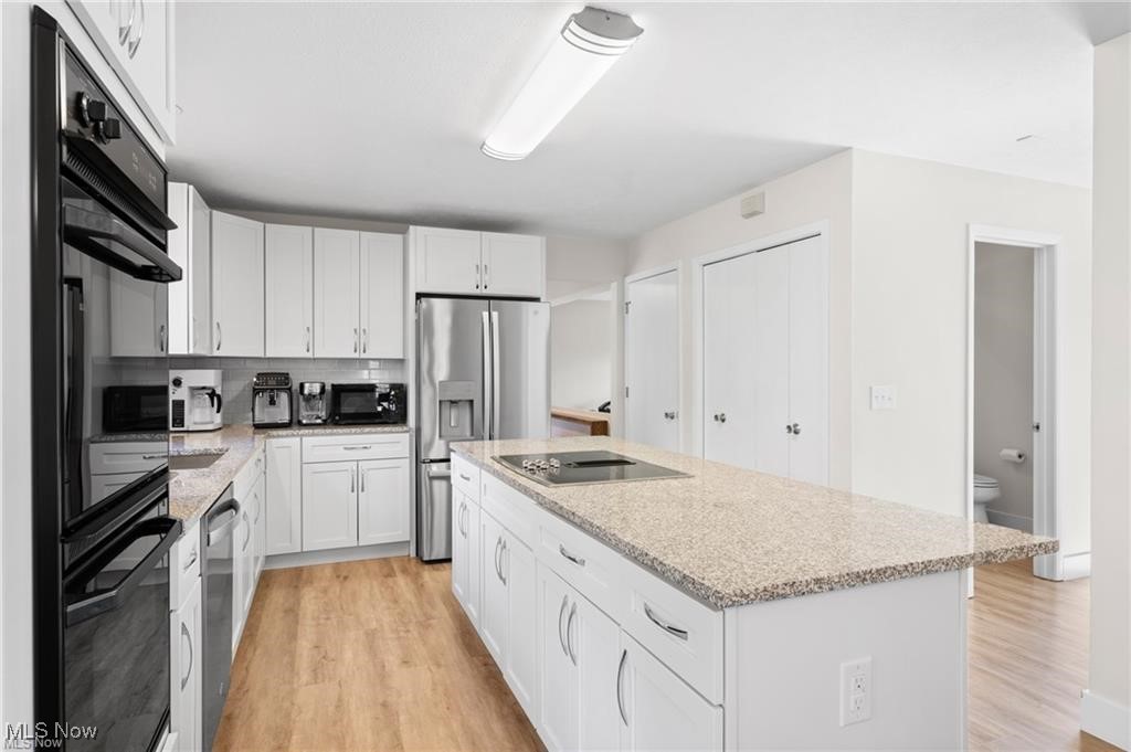 32875 Aspen Glen Drive, Solon, Ohio image 14
