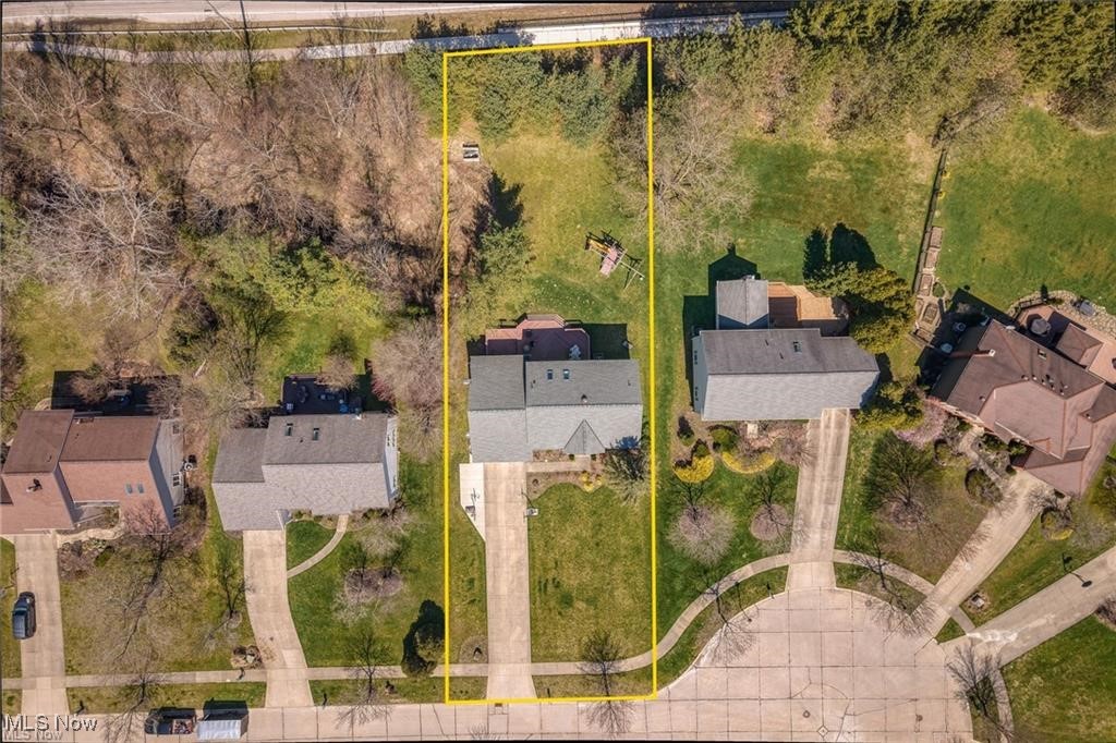 32875 Aspen Glen Drive, Solon, Ohio image 46