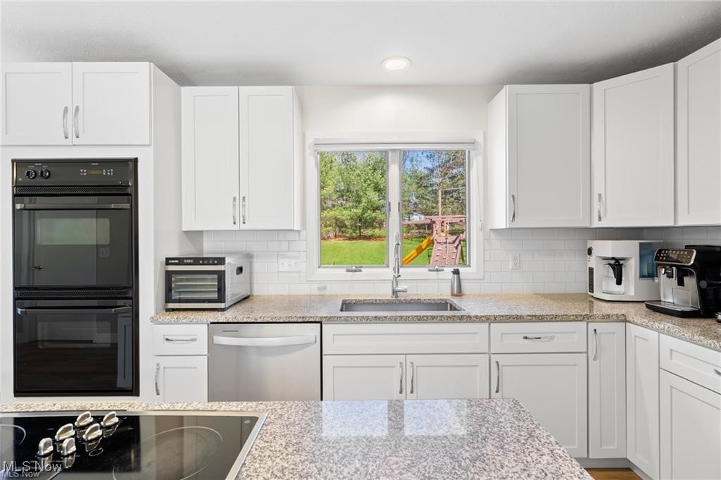 32875 Aspen Glen Drive, Solon, Ohio image 12