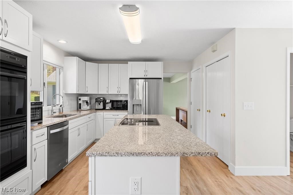 32875 Aspen Glen Drive, Solon, Ohio image 13