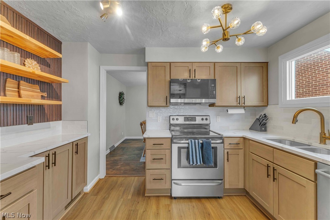 Olive M Wagar Estate - Residential