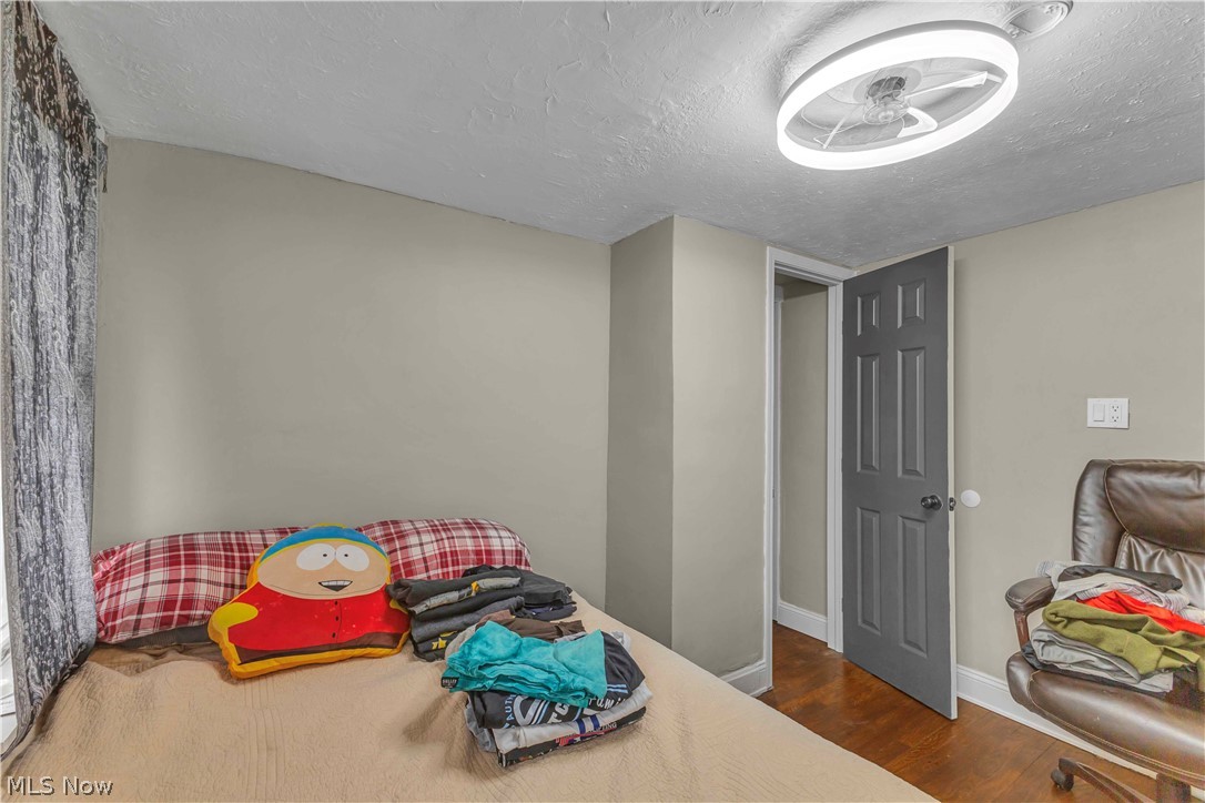 Olive M Wagar Estate - Residential