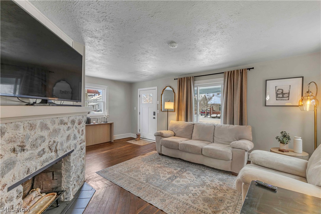 Olive M Wagar Estate - Residential