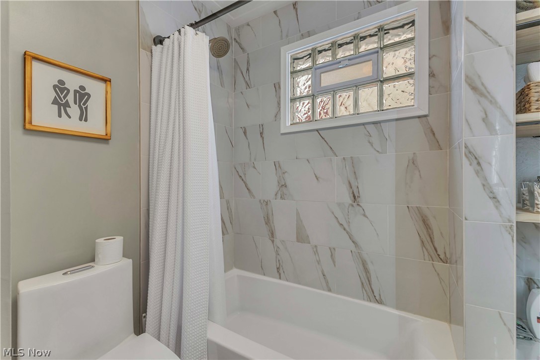 Olive M Wagar Estate - Residential