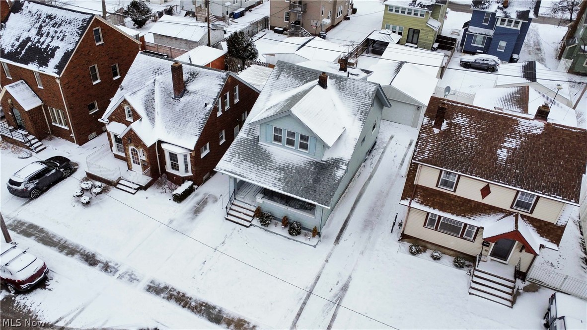 Olive M Wagar Estate - Residential