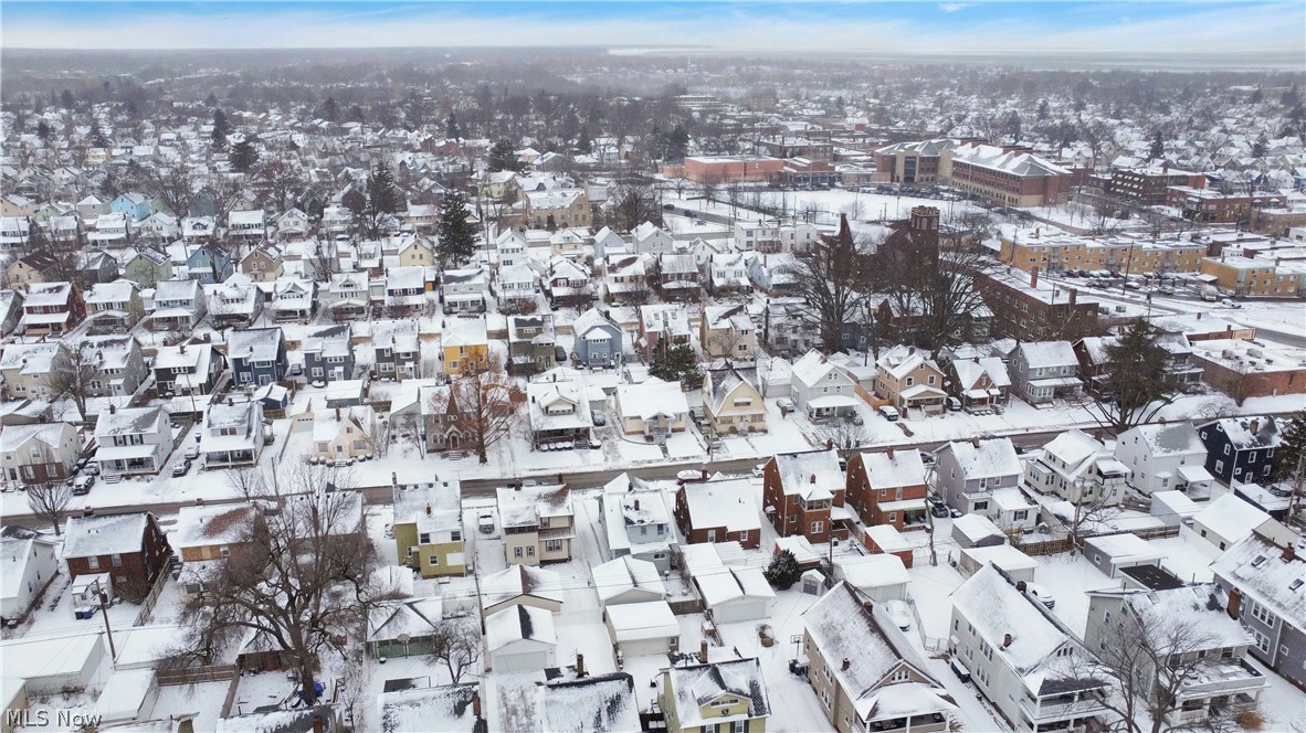 Olive M Wagar Estate - Residential