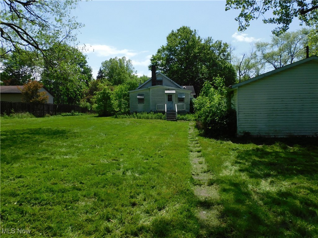 339 NE Johnson Plank Road, Warren, Ohio image 2