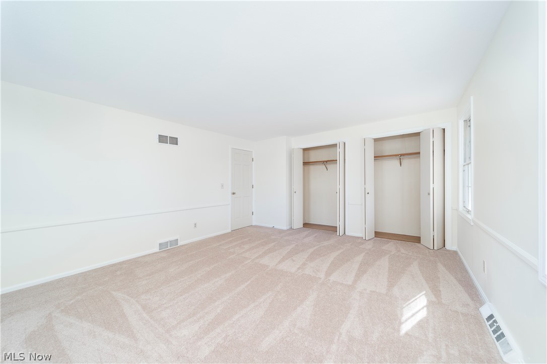 Bob-O-Link - Residential