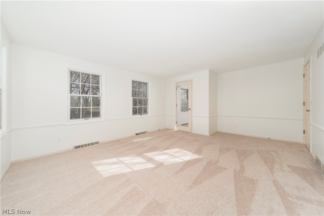 Bob-O-Link - Residential