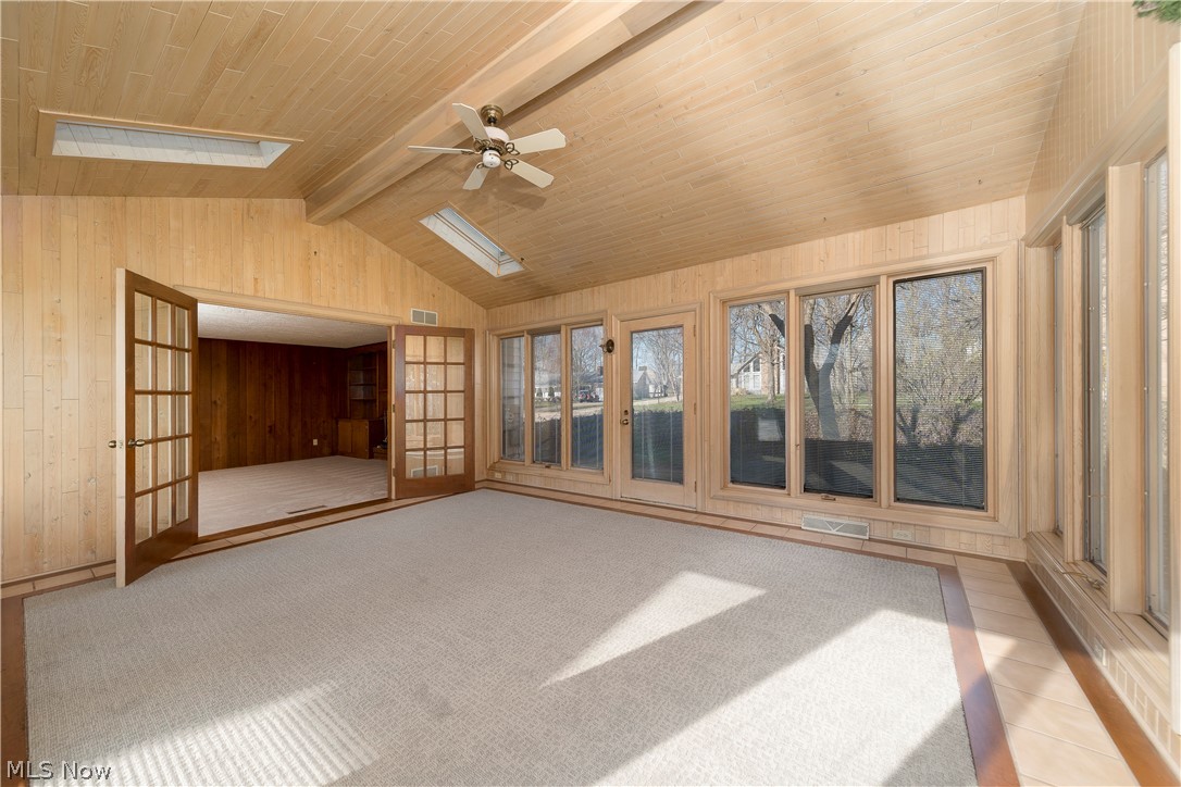 Bob-O-Link - Residential